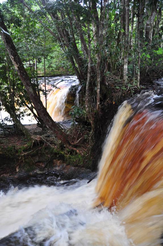 Cachoeira das Araras, em Presidente Figueiredo - AM